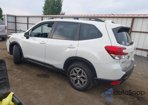 2021 Subaru Forester Premium из США, поврежденный, VIN JF2SKAJC4MH515772